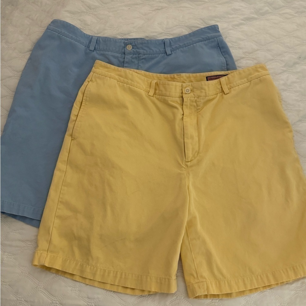 VINEYARD VINES Club Short Bundle 1 yellow 1 Lt Blue.chino style shorts size 40